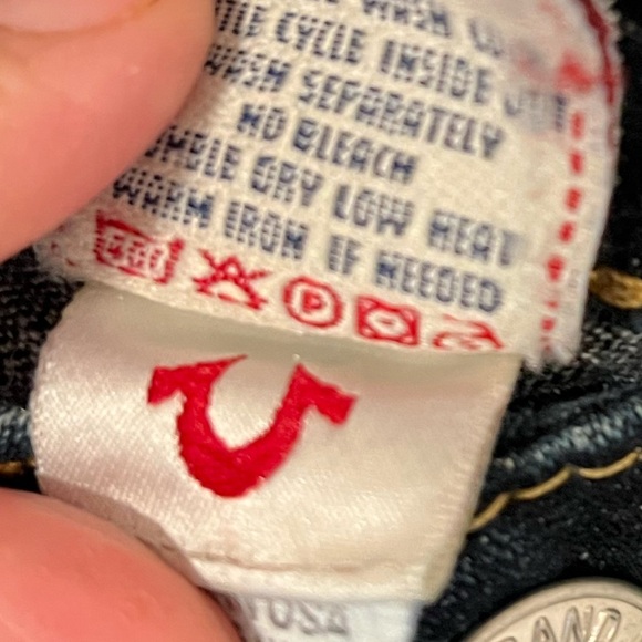 True Religion Woman’s Boot Cut/Low Rise Jeans - Picture 5 of 11